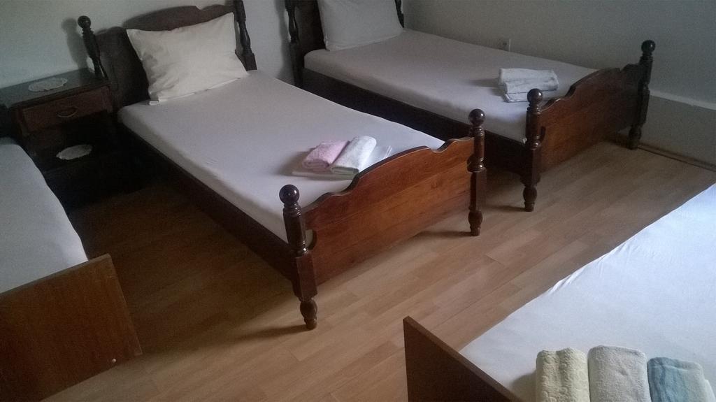 Apartments Jaksa ฮวาร์ ภายนอก รูปภาพ